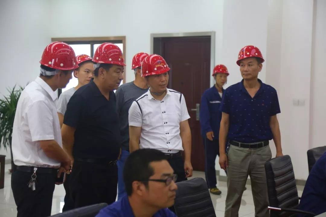 南通市經信委張正處長一行到我公司考察學習